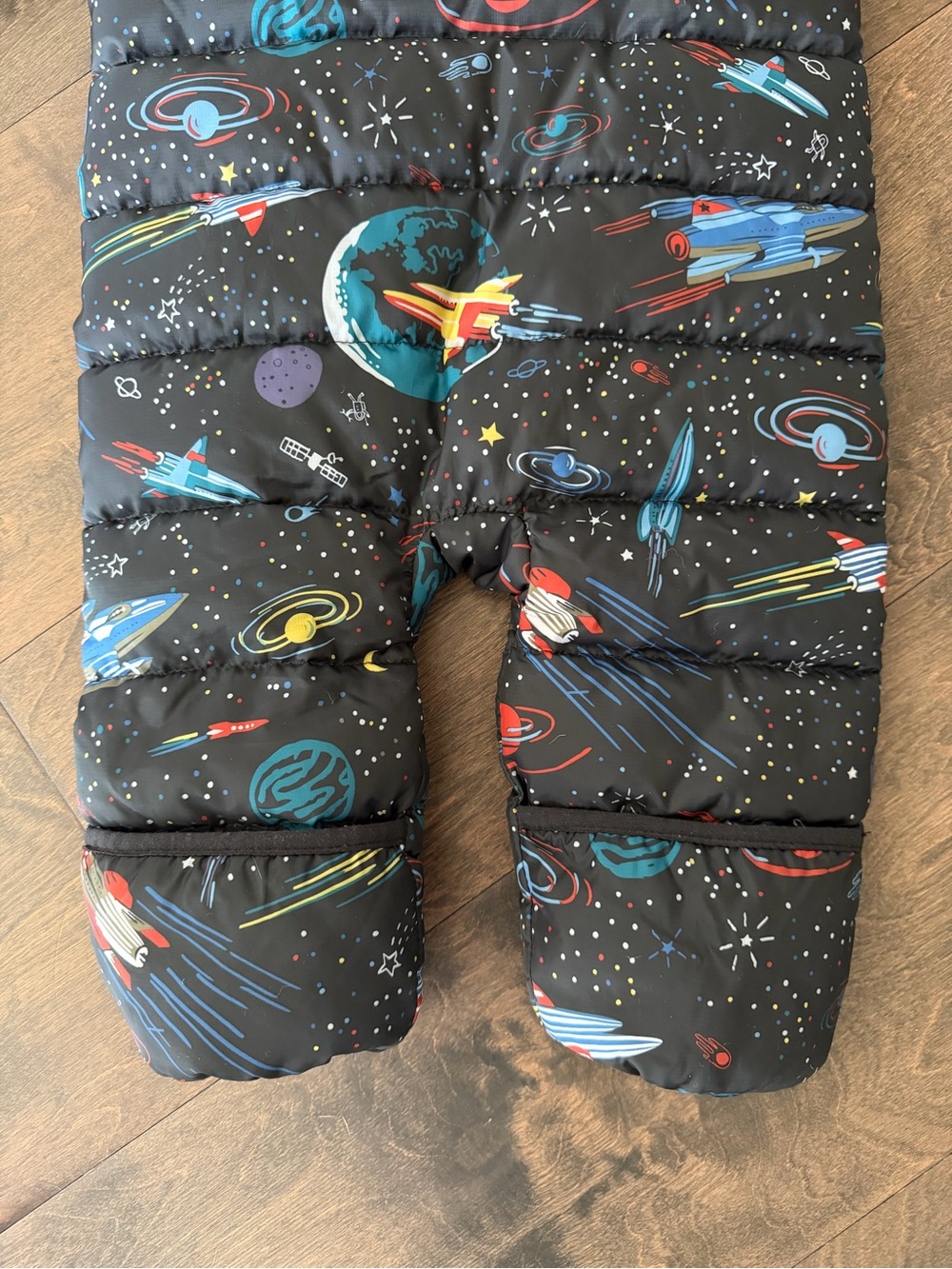 Hanna Andersson Space-Print Snowsuit - Picture 5 of 8
